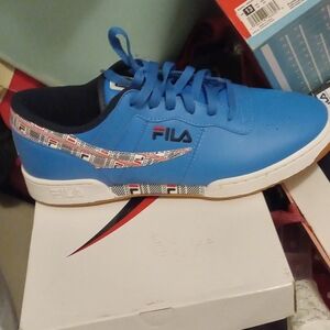 Fila Men's Vibrant Blue Sneakers